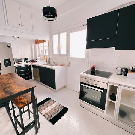 Seaside Apartment In Flisvos Marina أثينا المظهر الخارجي الصورة